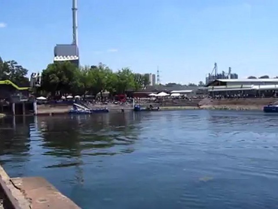 Auf dem Rheinhafenfest Hörtext