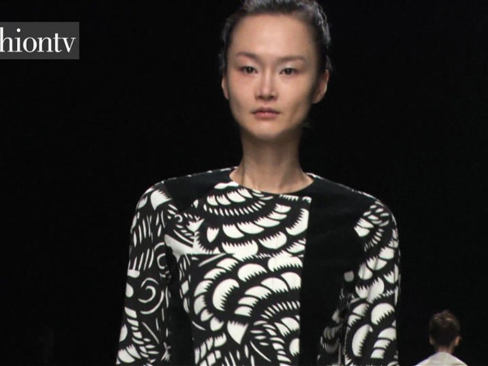 Araisara Fall 2012 Fashion Show - MBFW Tokyo | FashionTV