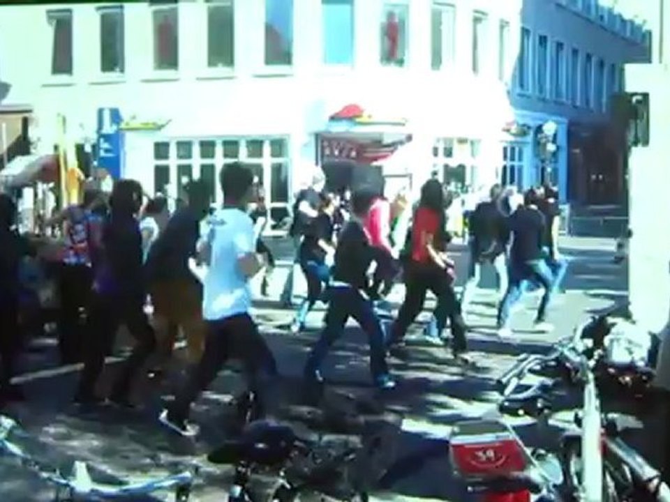 A1-2 Konversation Thema Tanzgruppe beim Marathon