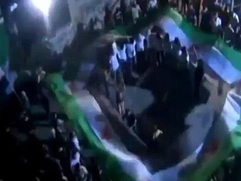 Soldiers on the streets of Damascus as rebels move in