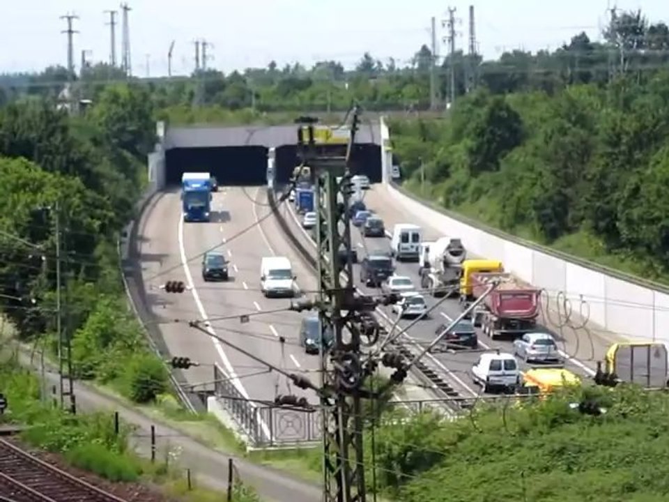 Hörtext A 1 Stau auf Südtangente02