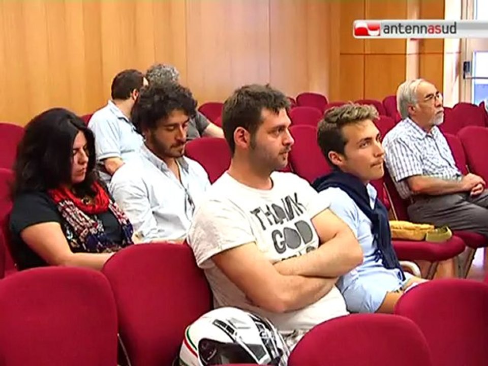 TG 13.06.12 Bari, raccolta differenziata porta a porta non basta