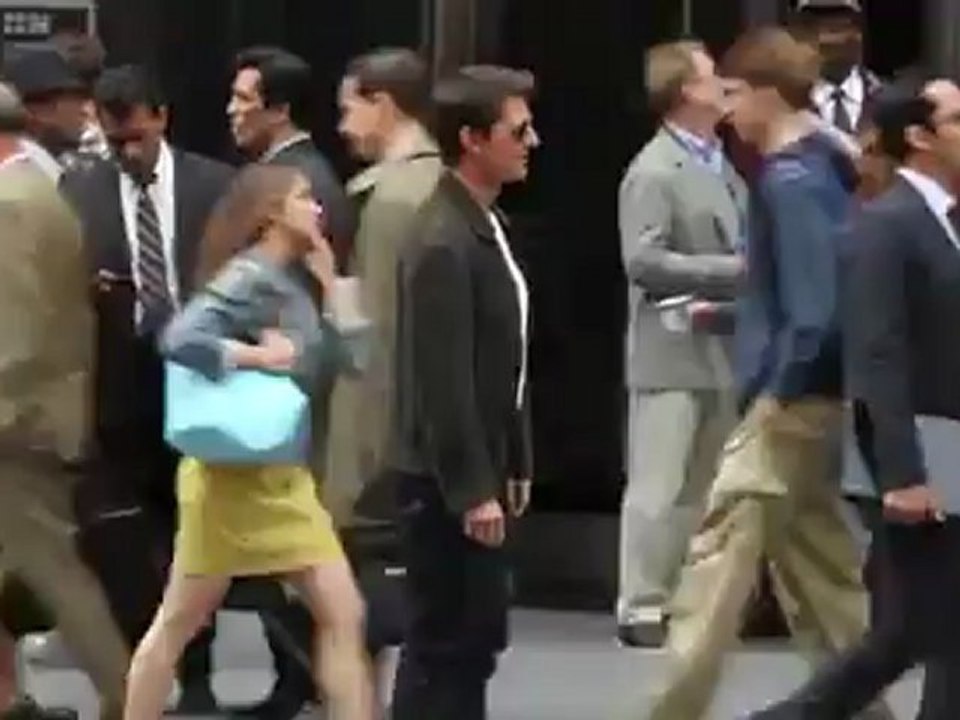 Tom Cruise Films Oblivion in New York