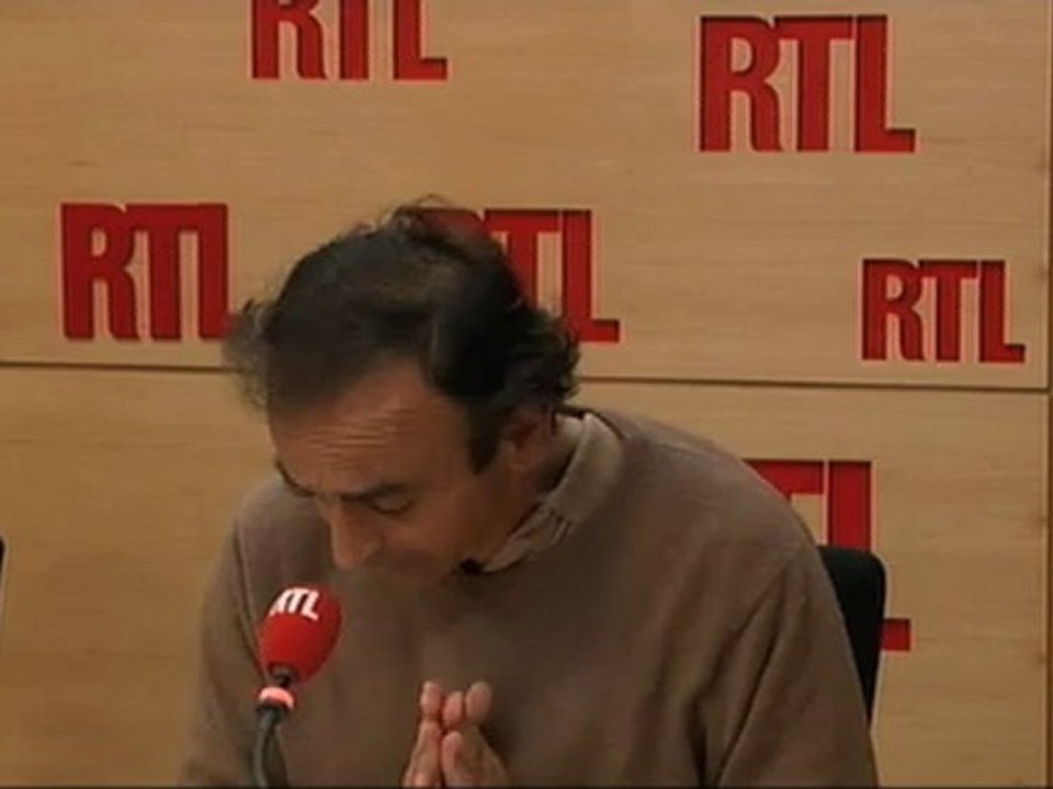 Eric Zemmour : "Emeutes en Tunisie : de l'art ou du cochon ?"