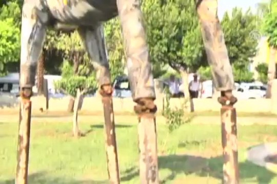 Hurdalar sanat eserine dönüştü