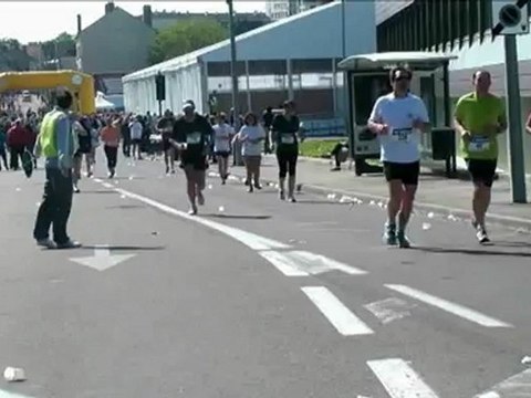 Semi Marathon Troyes 2012 Cam Fixe passage de 1h31 à 1h33