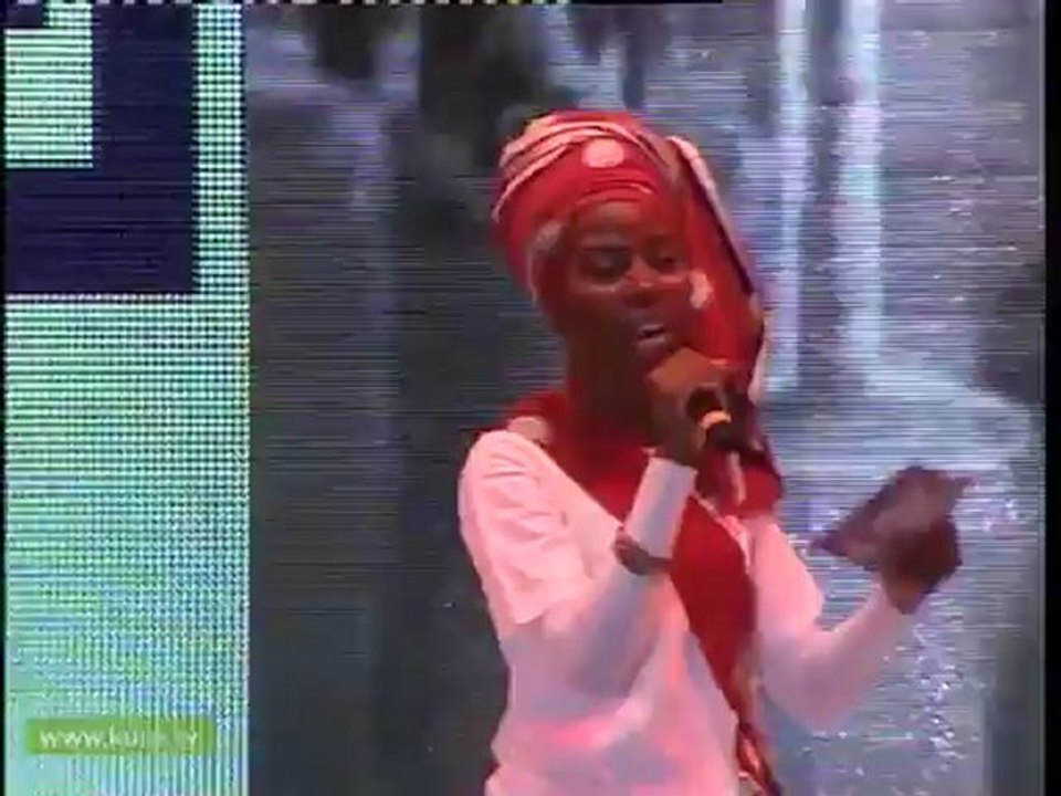 21 Şakira Yarim yarim ANTALYA 10.Türkçe Olimpiyatları