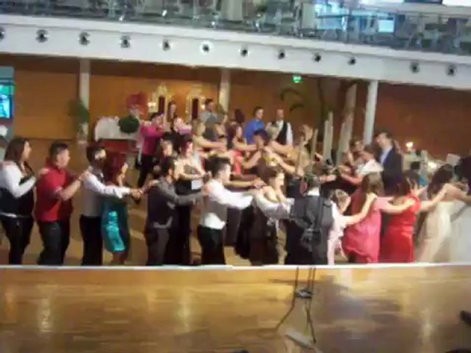 SUCHE ITALIENISCHE BAND FÜR HOCHZEIT TEIL 2