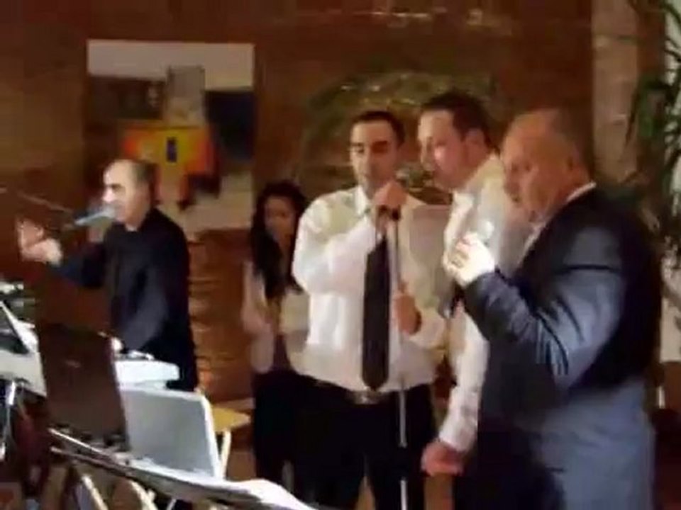 SUCHE ITALIENISCHE BAND FÜR HOCHZEIT TEIL 5
