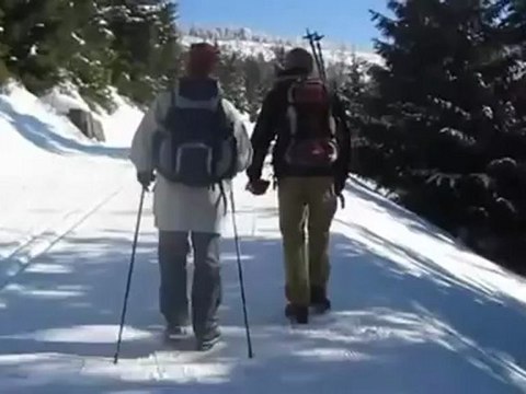 A2-B2 Hörverstehen u. Textproduktion Wir lauschen dem Gespräch 2er Wanderer