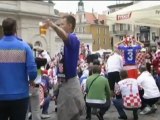 Los hinchas de Italia y Croacia llegan a Poznan