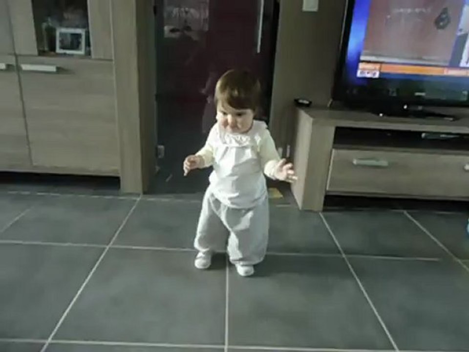 Léa ce 14 juin 2012 qui marche !