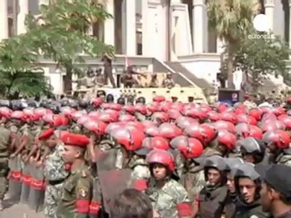 Egypte : la cour constitutionnelle bouscule le...