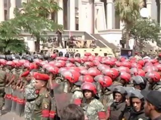 Former Mubarak PM cleared to run in Egypt's presidential...