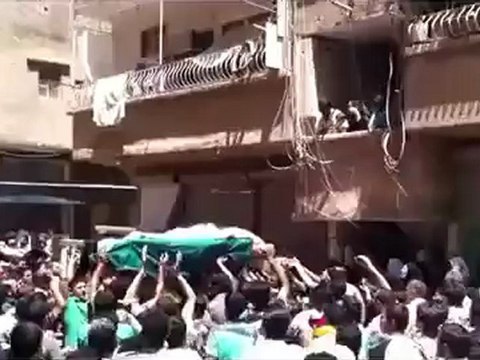 Syria فري برس ديرالزور تشييع الشهيد محمدالكردوش وابنته 14 6 2012 Deirezzor