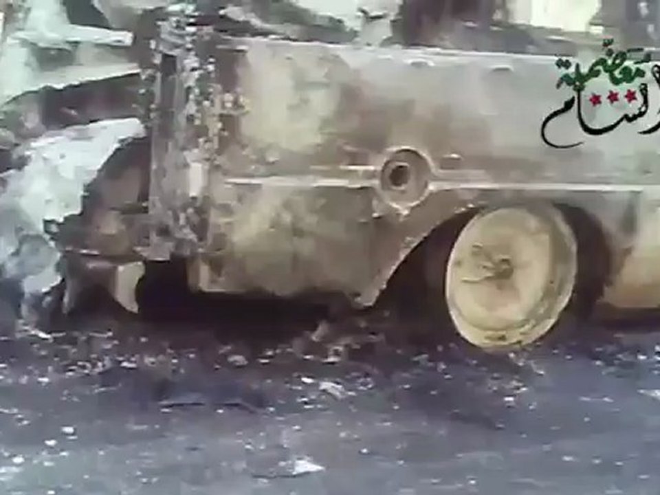 Syria فري برس ريف دمشق  معضمية الشام هذا ماخلفه التتر و عصابات الاسد من خراب وحرق للسيارت بعد دخولهم المدينة ليلة البارحة 13 06 2012 Damascus
