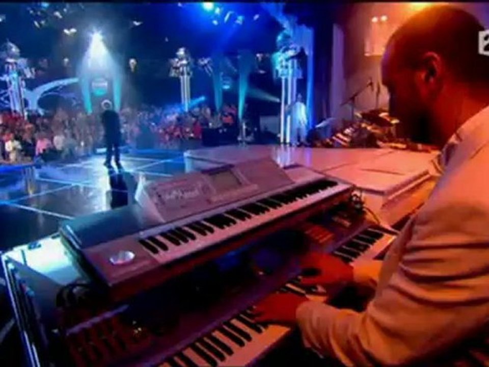 --Catherine Ferry --(3/2011)-- """ 1 ,2,3, + "bonjour bonjour. ""