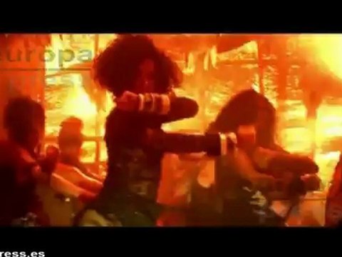 Rihanna quiere recuperar sus curvas