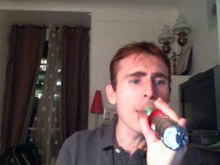 Wiwi égratigne "apprendre à Mémé" du Festival Roblès