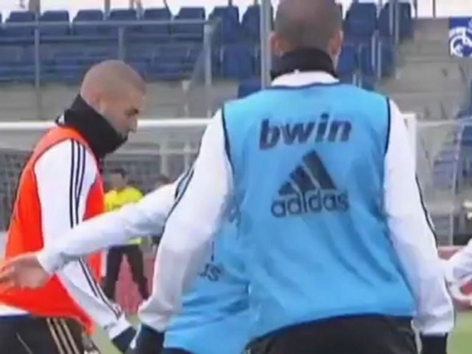 Halle: Federer: „Mayer spielt unberechenbar“