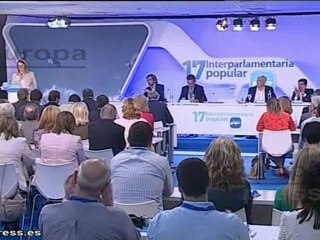 Cospedal:"El euro es un camino de no retorno"