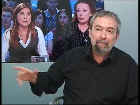 Le Grand journal lynche Sarkozy : Porte sacque