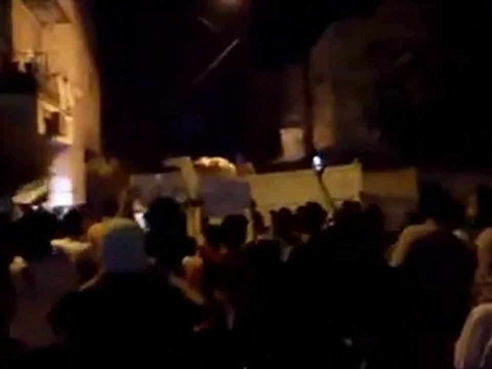 Syria فري برس حلب مظاهرة حي الشيخ فارس وهتافات رائعة 14 6 2012 Aleppo