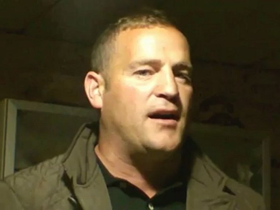 découragé il veut abandonner la foi ,,,mais