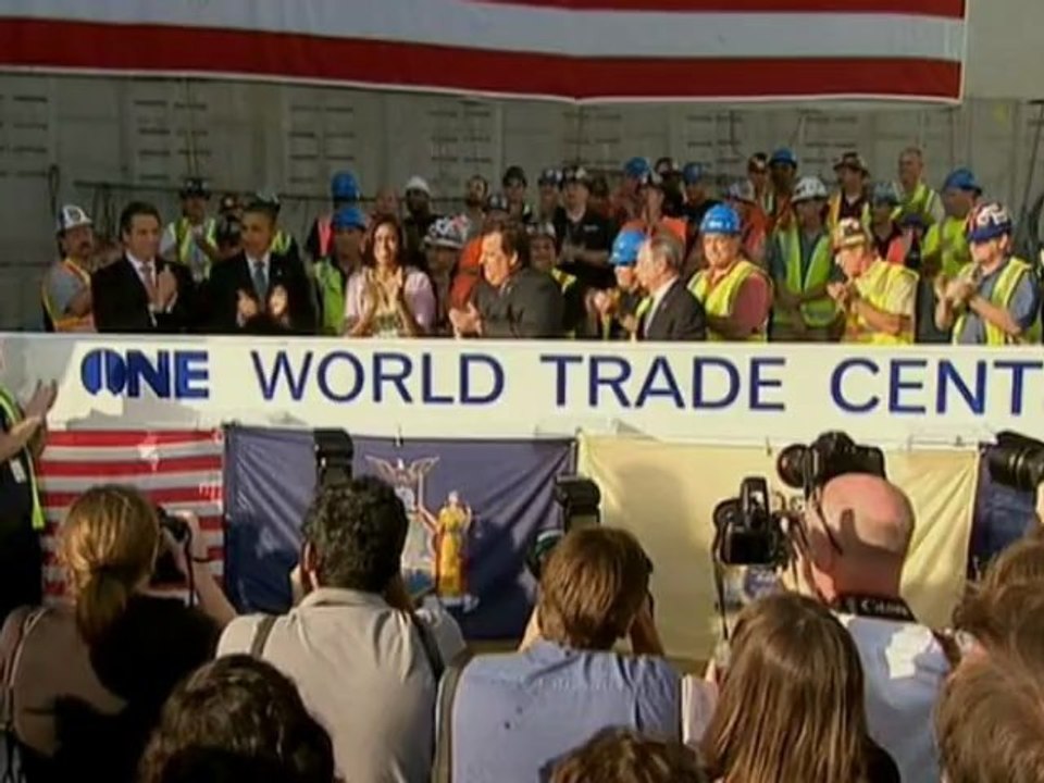 Obama visits new skyscraper at World Trade Centre site