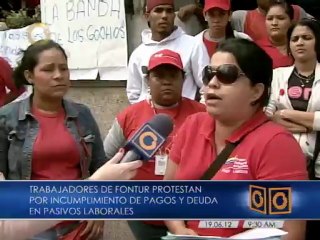 Trabajadores de peajes protestan en la sede de Fontur
