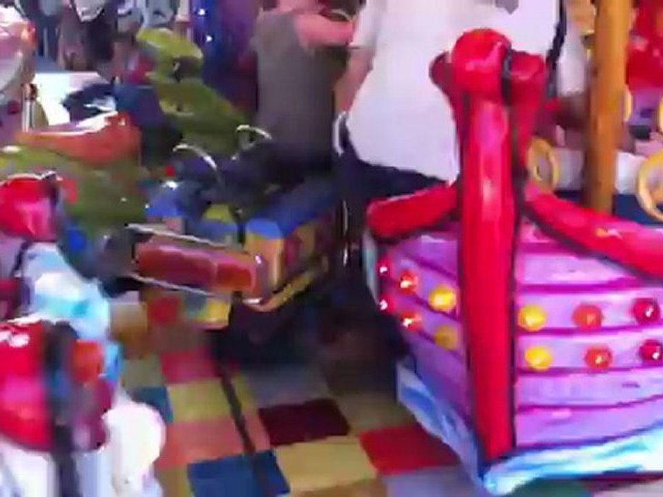 Manon et Flora sur le manège