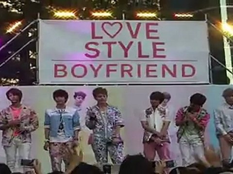 [Fancam]120617 Boyfriend : Gangnam M Stage Guerilla Concert