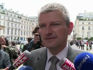 Falorni, le tombeur de Royal, arrive à l'Assemblée
