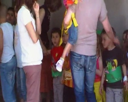 mon fils a la kermesse de sa premiere anné de maternelle