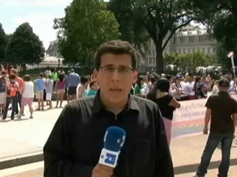 Informe a cámara: Celebran en Washington suspensión de deportaciones de jóvenes indocumentados