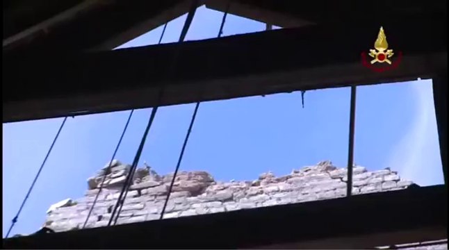 Mirandola (MO) - Terremoto - Interno Chiesa del Gesù 1 (15.06.12)