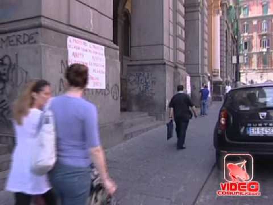Napoli - Ennesima protesta dei Bros al Museo Archeologico (14.06.12)