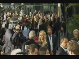 The Last Song Premiere, Arclight Hollywood Cinemas - Red Carpet Interviews 25/03/10