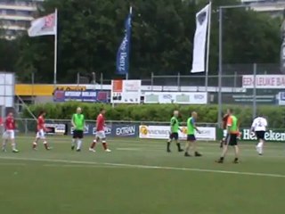 Dovo C-6 tegen Dovo Veteranen 35+  Doelpunt Cor