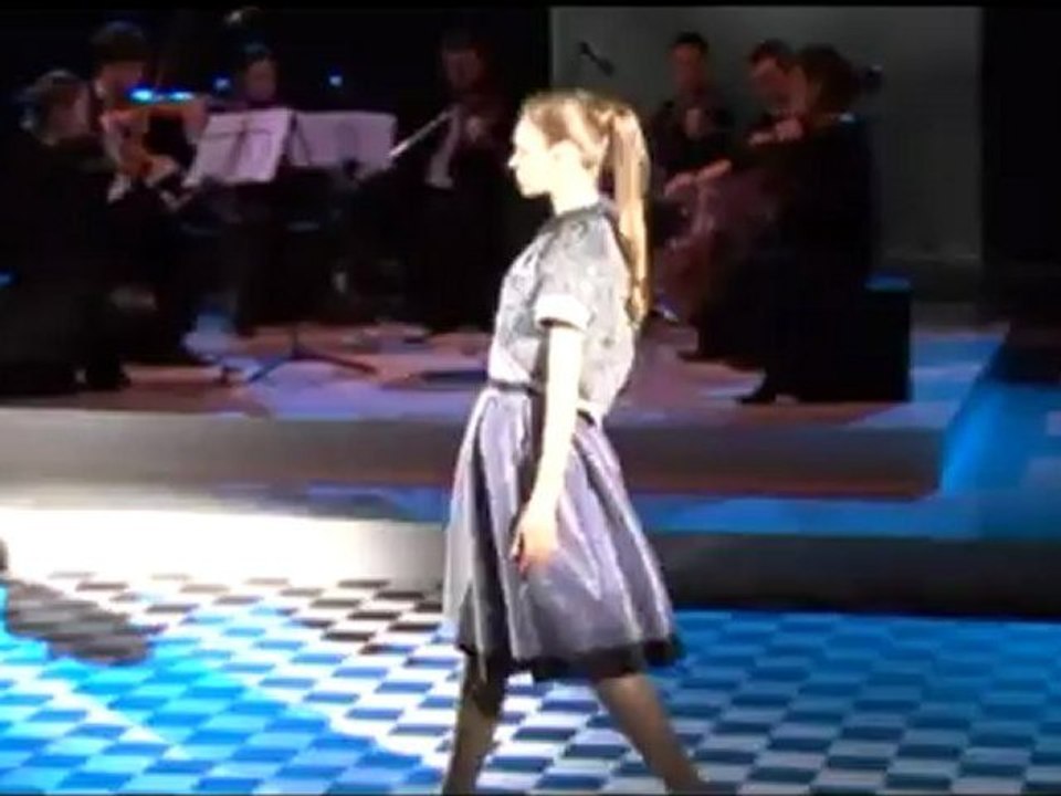 Ndombi Stella. Весна-лето 2011