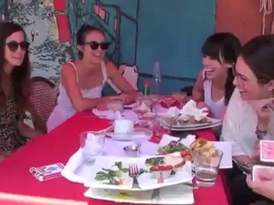 Any Signed Card to Any Spectators Wallet by Jeff Kaylor