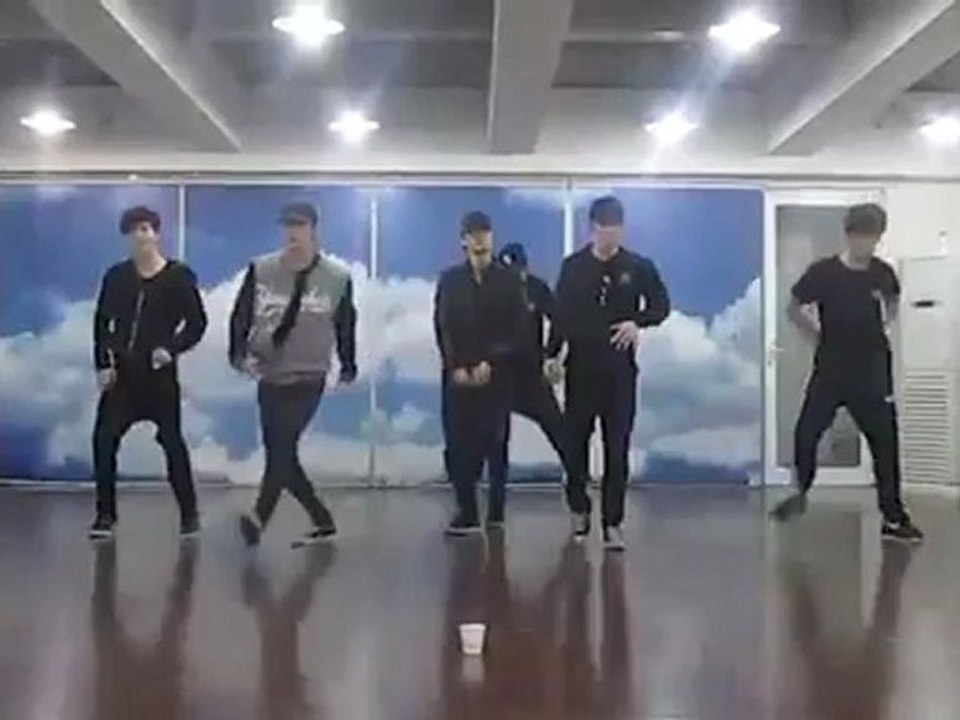 EXO-K MAMA Practice (33s)