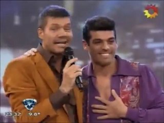 Cristian U arrancó Bailando 2012 con escándalo y el pie izquierdo