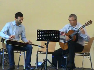 M2U00976 duo guitare hawaienne et classique