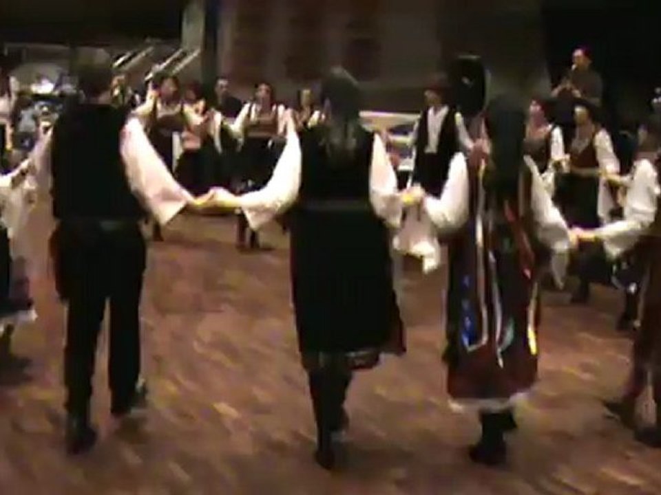 dentritsi apo to megalo xoreutiko 07-04-2012