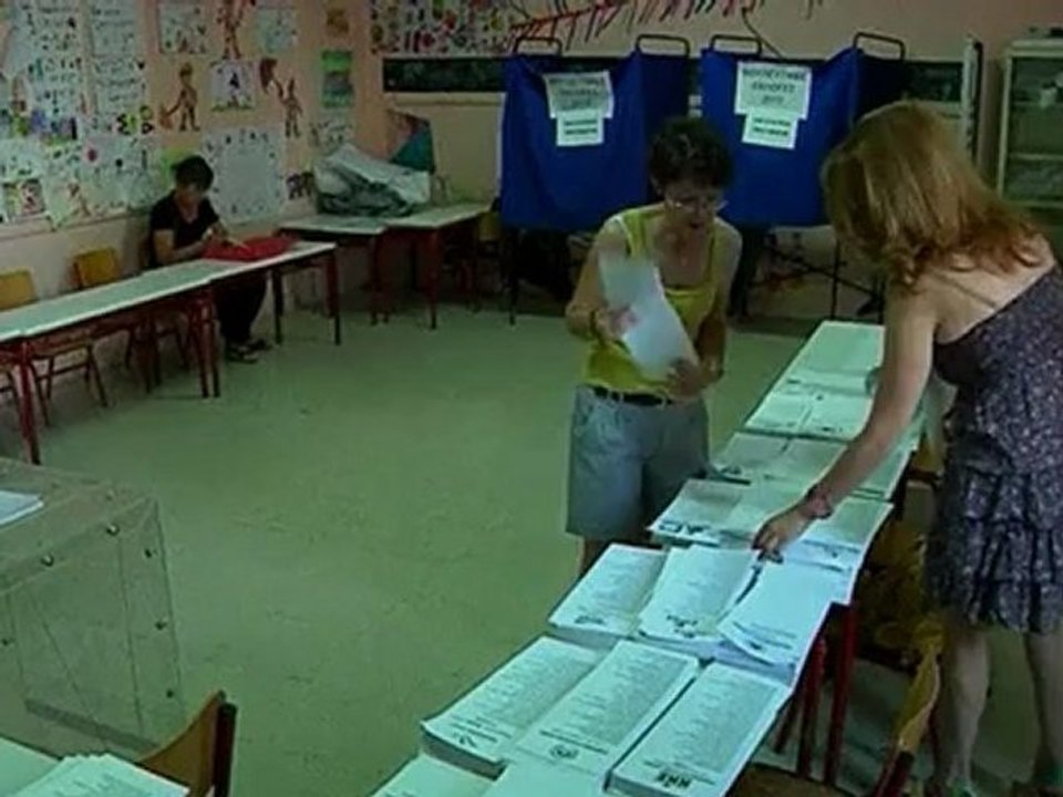 Voters head to the polls in Greece