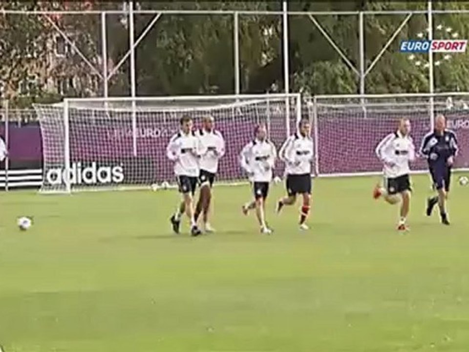 news_denmark_germany_85_15084159-236324-700-512-288_(new)