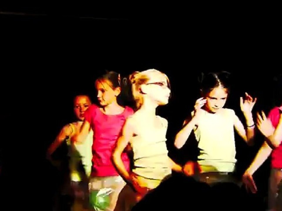 Gala danse florine 16 juin 2012 1ere danse