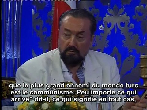 Et le communisme et le fascisme sont les deux cornes de Satan