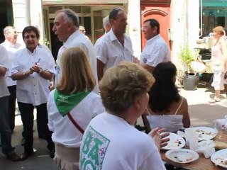 Pique-nique de la rue d'Espagne à Bayonne-Le Club Pottoroak faisait l'animation musicale 1